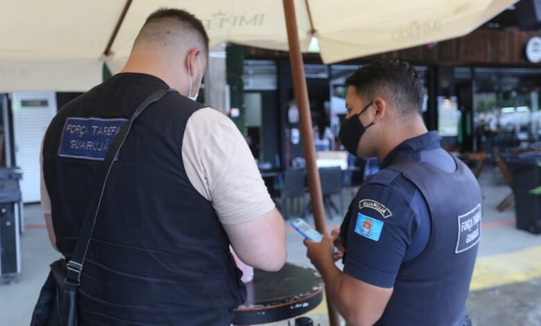 Guarujá notifica comércios sobre novas restrições do Plano SP