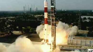 VÍDEO - Primeiro satélite brasileiro já está em órbita