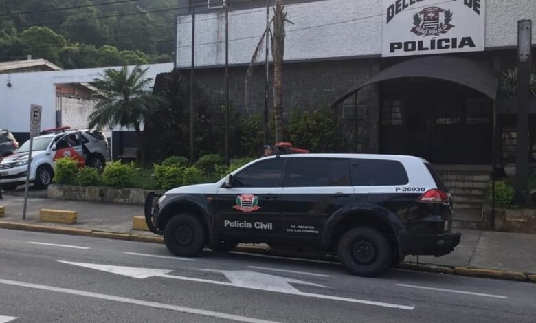 Bandidos roubam celular e trocam tiros com a Polícia