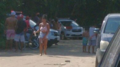 Mulher é achada morta dentro de casa