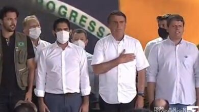 Bolsonaro: na pior fase da pandemia ele diz. Chega de mimimi, vão chorar até quando?