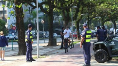 Prefeitura de Santos aplica sanção e em oito pessoas