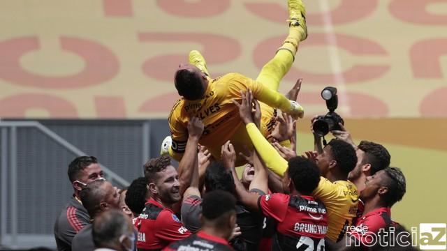 Com emoção, Flamengo é campeão da Supercopa do Brasil