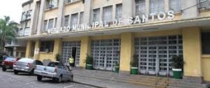 Mercados públicos de Santos voltam a ter público