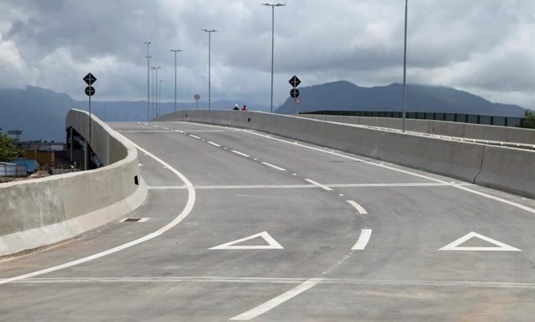 Idoso é atropelado pelo próprio caminhão