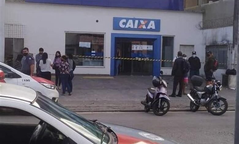 Bandidos furtam cofre de banco em São Vicente