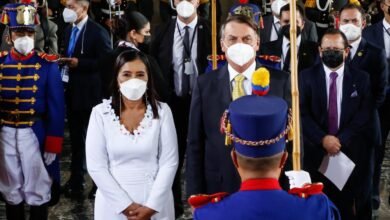 O presidente do Brasil Jair Bolsonaro esteve no Equador para participar da posse do novo presidente do país, Guillermo Lasso. Bolsonaro