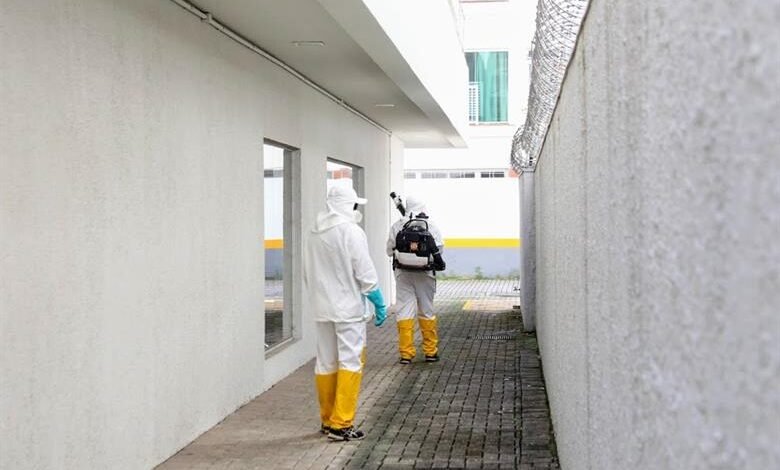 Zona Noroeste passa por serviço de nebulização