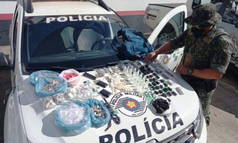 Polícia Ambiental encontra mochila com drogas em área de mata