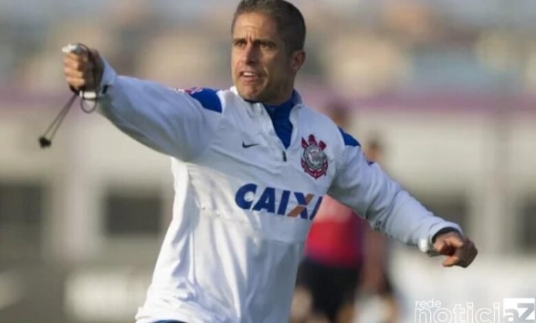 Habemus técnico. Corinthians contrata Sylvinho