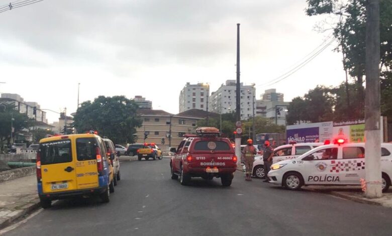 Avenida de Santos é bloqueada após vazamento de gás