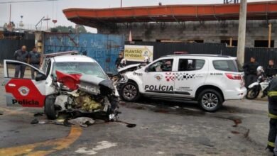 Uma perseguição deixou nove policiais militares feridos, dois deles em estado grave.  Os PMs estavam atrás de um carro em Guarulhos, na Grande São Paulo, e três   veículos bateram.  (12).