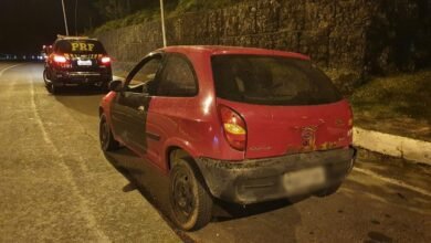 Irritado com apreensão, homem depreda o próprio carro em Ubatuba