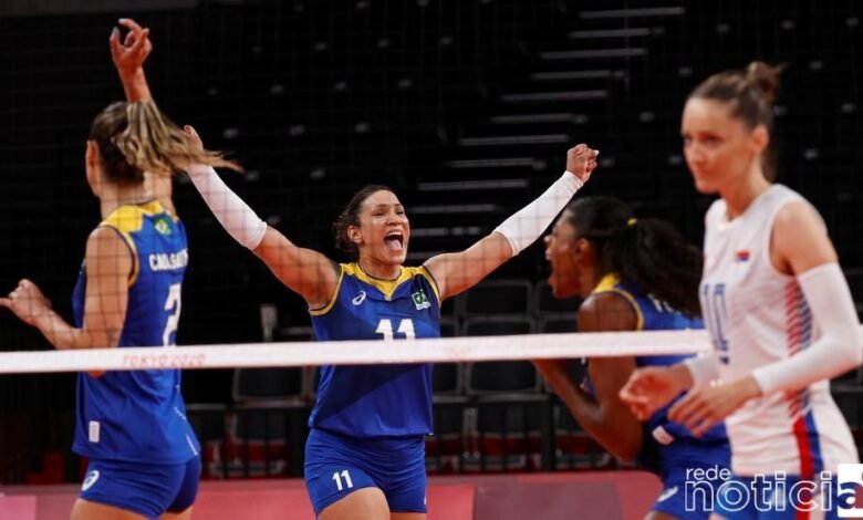 Brasil vence a Sérvia e segue invicta no vôlei feminino