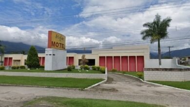 Três homens são presos ao invadir motel e fazer camareira de refém