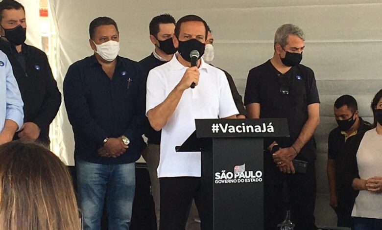 Doria vem à Santos e garante vacina contra a Covid em adolescentes