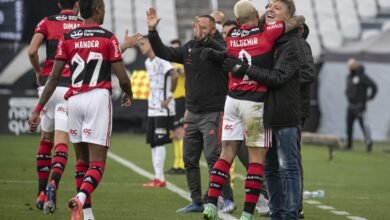 Corinthians é dominado pelo Flamengo e perde na Neo Química Arena