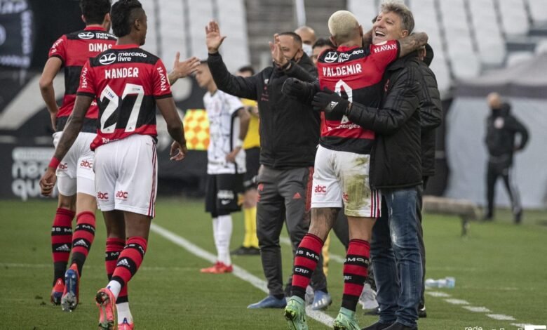 Corinthians é dominado pelo Flamengo e perde na Neo Química Arena