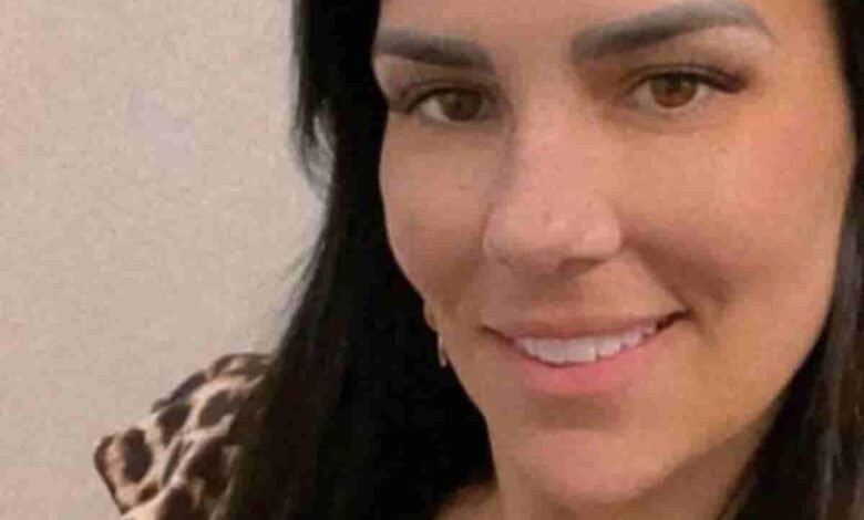 Rafaela Luciene Motta Ferreira foi presa na última sexta-feira (06). A Policial é suspeita de perseguir três ex-namorados. Rafaela é agente da Polícia Civil