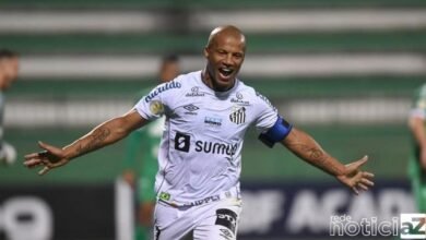 Carlos Sánchez é decisivo e garante primeira vitória do Santos fora de casa