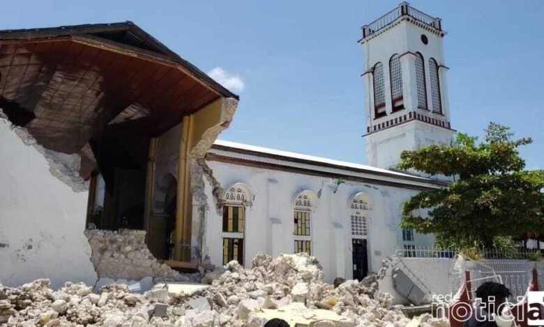 Terremoto mata 227 pessoas no Haiti