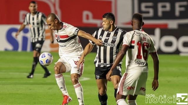 São Paulo e Atlético-MG não saem do zero a zero