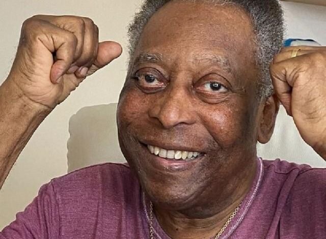 Pele recebe alta de UTI e vai para o quarto