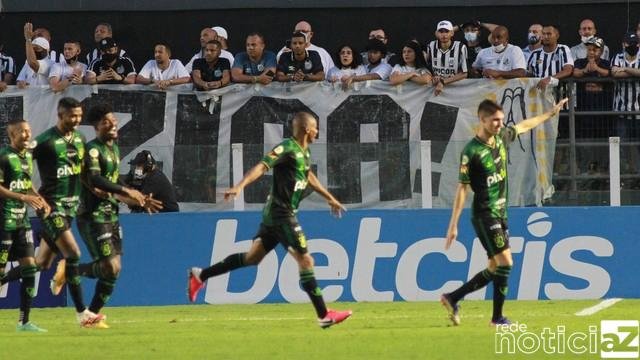 Mesmo na Vila, Santos perde para o América-MG e se complica no Brasileirão