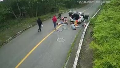 Turistas são rendidos e ficam no chão durante assalto no Guarujá