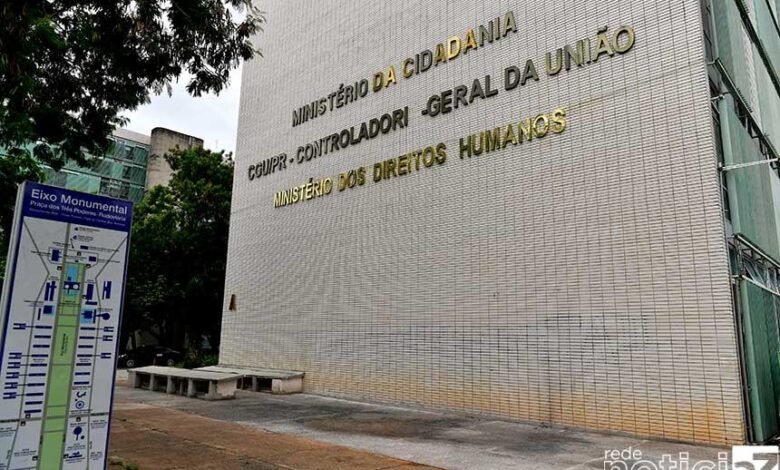 Auxílio Brasil vai começar em novembro, anuncia Governo Federal