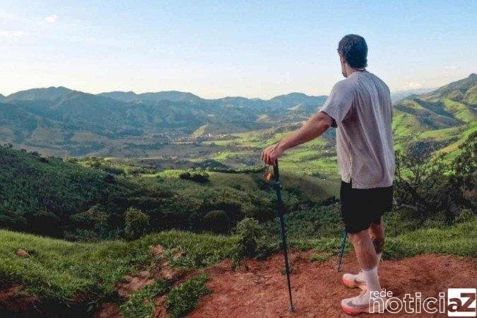 Marcos Mion cumpre promessa e vai a pé até Aparecida