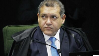 Ministro Nunes Marques interrompe julgamento sobre passaporte da vacina contra a Covid-19