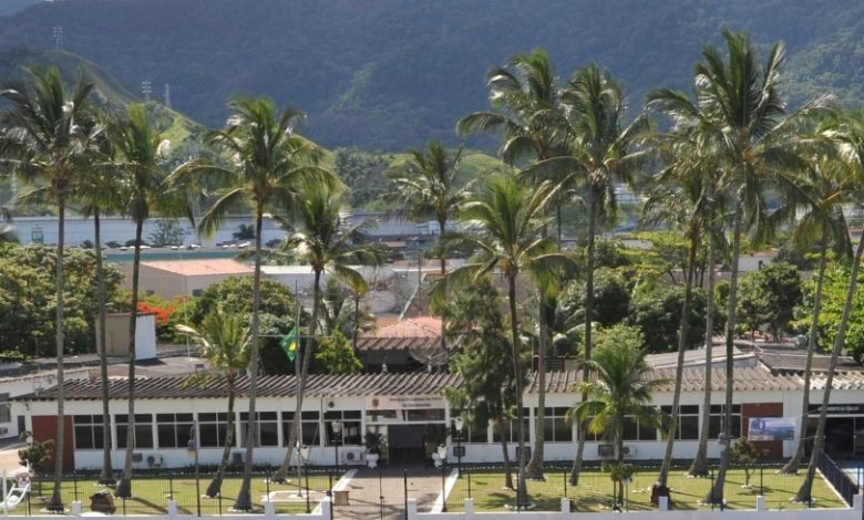 Lancha atropela turista em São Sebastião