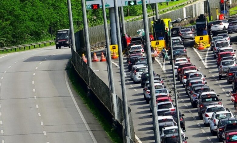 Rodovias da Baixada Santista estão com congestionamentos na volta do feriado