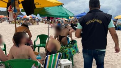 Quiosques e comércios de praias de Guarujá são fiscalizados pelo Procon