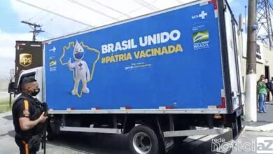 Brasil recebe o primeiro lote de vacinas contra a Covid-19 para crianças