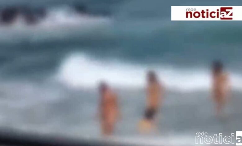 Banhistas são flagrados nus em praia da Bahia