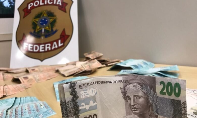 Polícia Federal combate crime de falsificação de notas