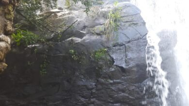 Cachoeira de Ilhabela permanece interditada por conta de risco de queda de rochas