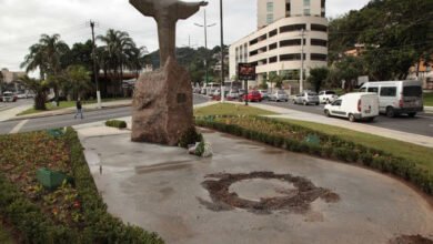 Homem é achado morto em praça de Santos
