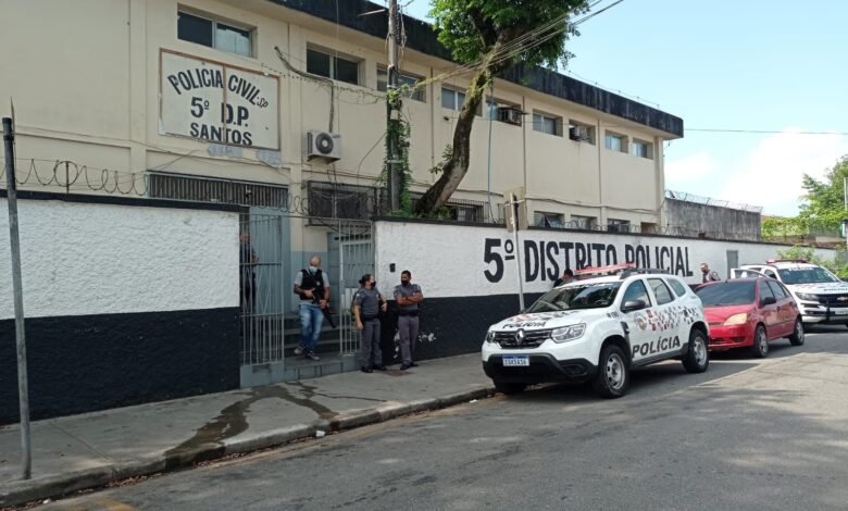Bandidos explodem 5º DP de Santos para tentar resgatar detento