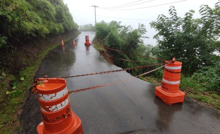 Volume de chuvas em Ubatuba passa de 600 milímetros e deixam problemas em rodovias