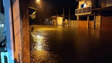 Ubatuba sofre com as fortes chuvas e 34 pessoas deixam as casas