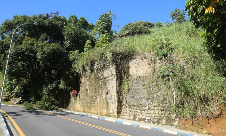 Prefeitura de Guarujá realiza obras no acesso ao Mirante das Galhetas