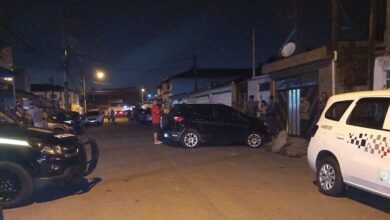 Corpo de homem é encontrado esfaqueado dentro de casa