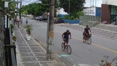 VÍDEO - Ladrão é agredido ao tentar cometer assalto no Guarujá e perde a bicicleta