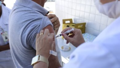 Vacinas contra a gripe começam a ser aplicadas em Guarujá e São Vicente