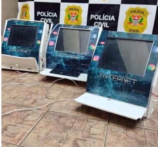 Trio é preso com 15 máquinas caça-níqueis durante operação em Ubatuba