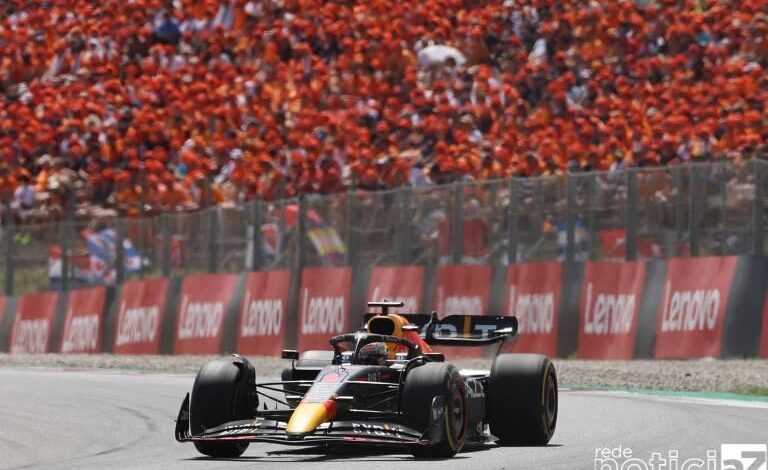 Verstappen ganha no GP da Espanha e vira líder da Fórmula 1 após abandono de LeclercC