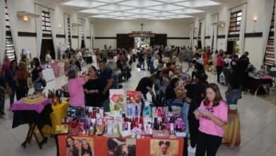 Pacientes em reabilitação social tem artesanatos feitos exibidos em Santos
